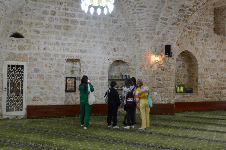 Visit to Al Jarinah mosque in Haifa