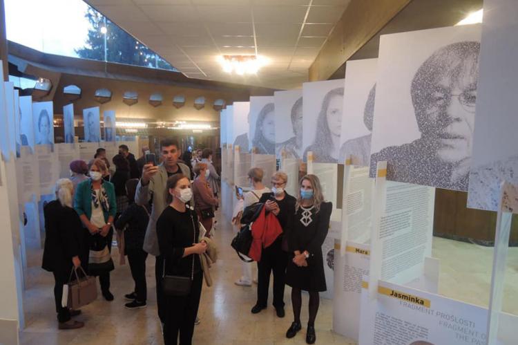 Peace with Women's Face exhibition opened in Prijedor 1